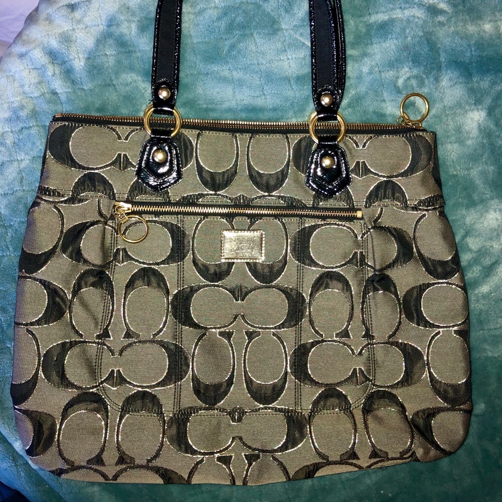 Authentic Coach Tote!